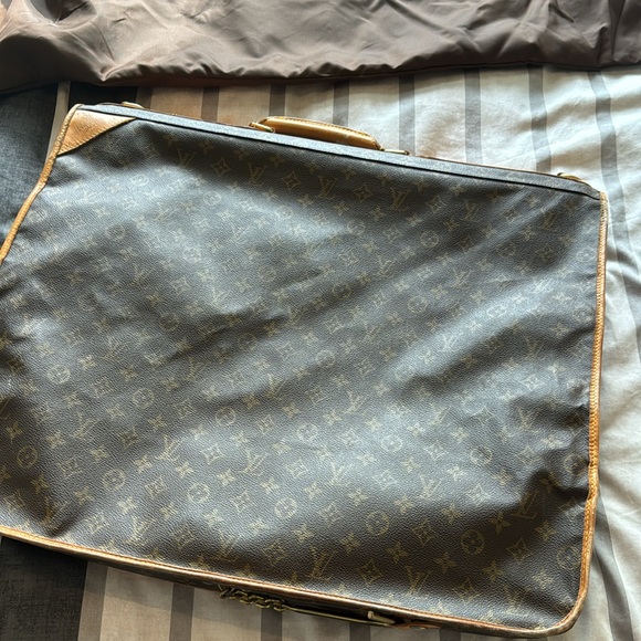 Louis Vuitton Vintage Monogram Garment Bag - Picture 16 of 17